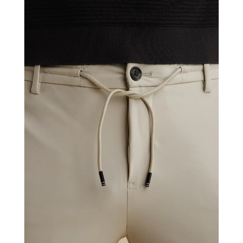 VTR2602600-9017_6 Vanguard V12 Chino VTR2602600 9017 Moonstruck