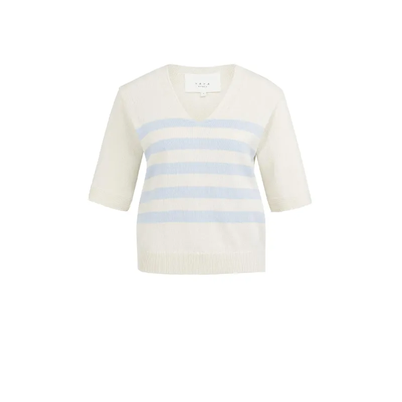 01-000561-6032 Yaya Sweater 01-000561-603 990481 Licht Blauw