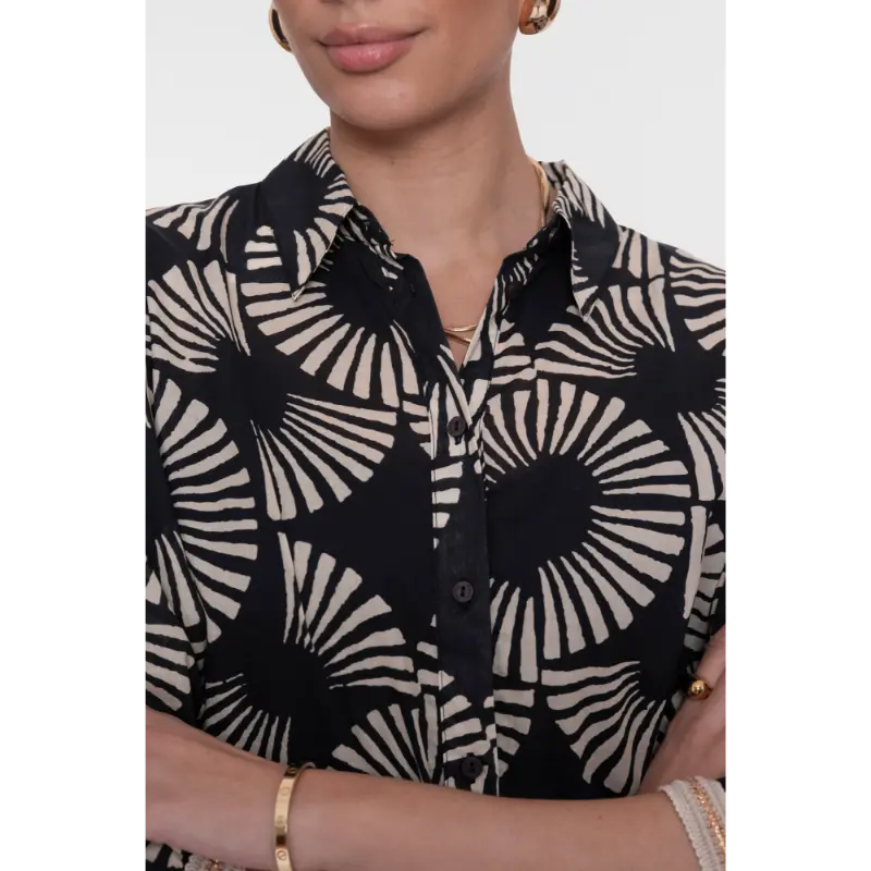 Geisha-Fashi_summer-2026_999_63208-20_7 Geisha Blouse 63208-20 999 Zwart/Ecru