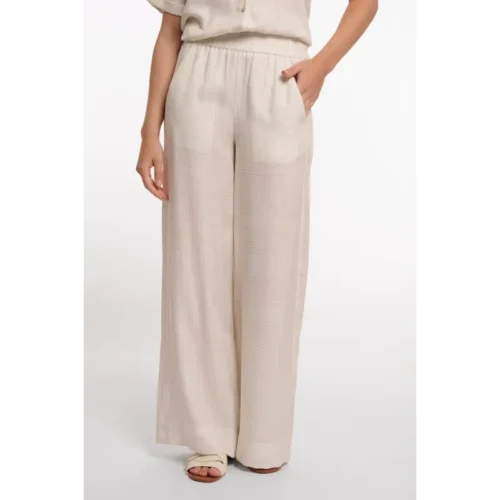 Rino&Pelle_SS26_11037_NourRegular.7002623 Rino & Pelle Broek Nour Regular 7002623 11037 Snow White