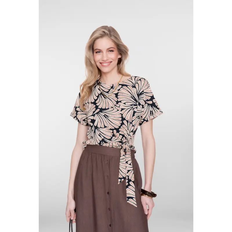 62331-206 Geisha Blouse 62331-20 999 Bruin