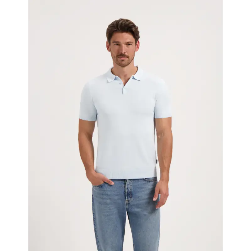 Saint-Steve_SS26_70042-misty-blue_19481 Saint Steve Polo Chris 19481 70042 Misty Blue