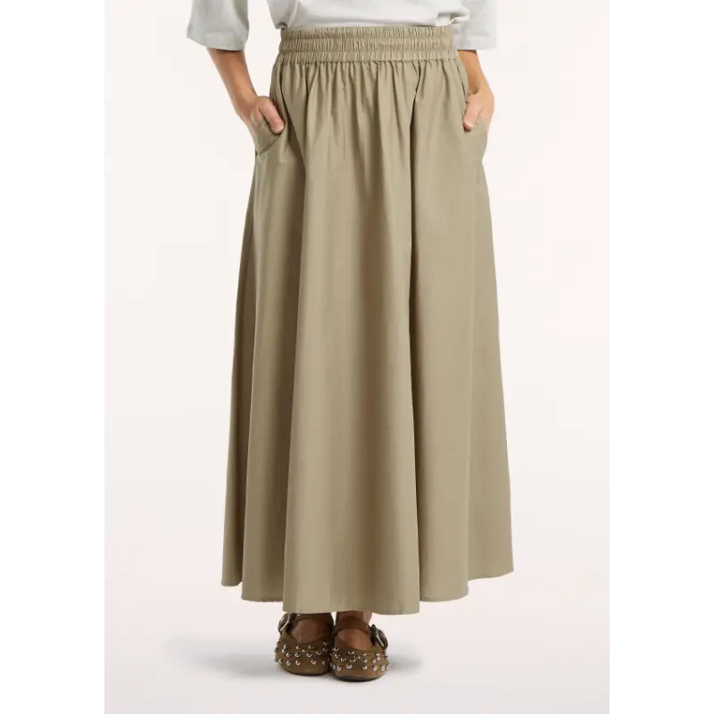 s26_55_ Dani Laurel Oak2 Circle of Trust Rok Dani s26_55_ 3204 Laurel Oak