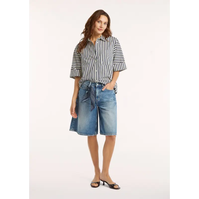 s26_56_ Maureen Blauw2 Circle of Trust Blouse Maureen s26_56_ 1260 Bullet Blue