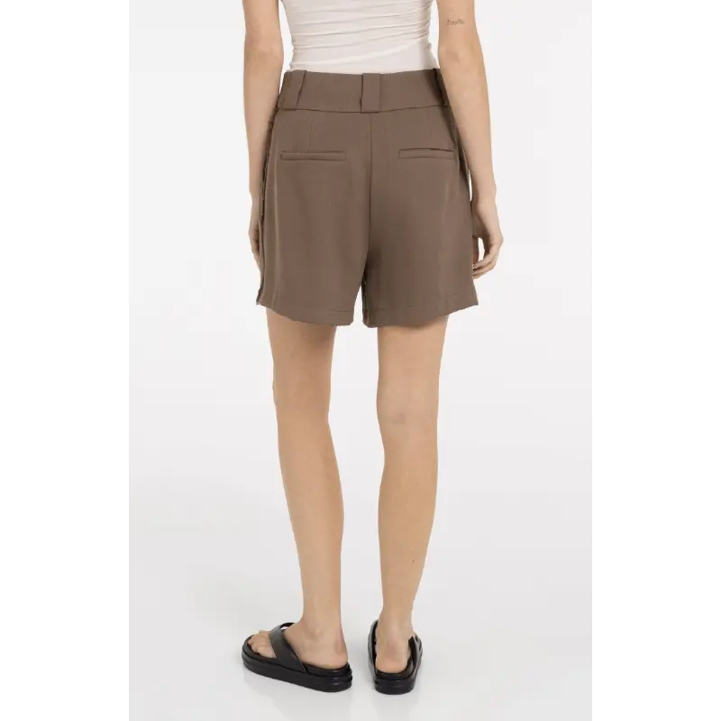 01-321033-605 Washed Brown4 Yaya Short 01-321033-605 99070 Bruin