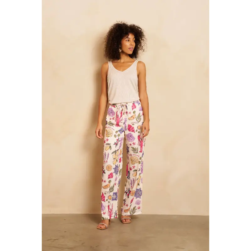 Lofty-Manner_spring_summer_2026_original_Top Nicki RE16 Off White + Trouser Luca RE38 Multi Element Print 1 Lofty Manner Broek Luca RE38 827 Multicolour