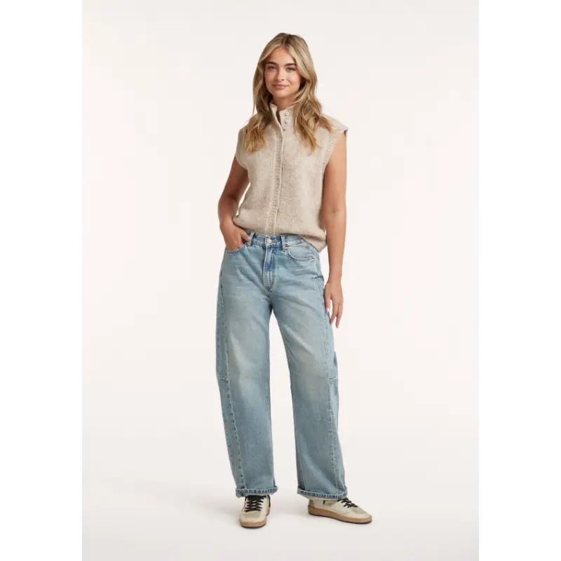 w26_29_ Atwood1 Circle of Trust Jeans Bruno w26_29_ 2100 Atwood Lake