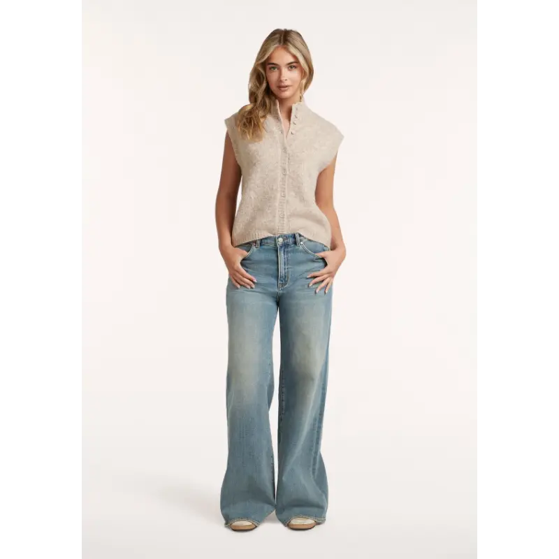 w26_33_ Atwood1 Circle of Trust Jeans Fabi w26_33_ 2100 Atwood Lake