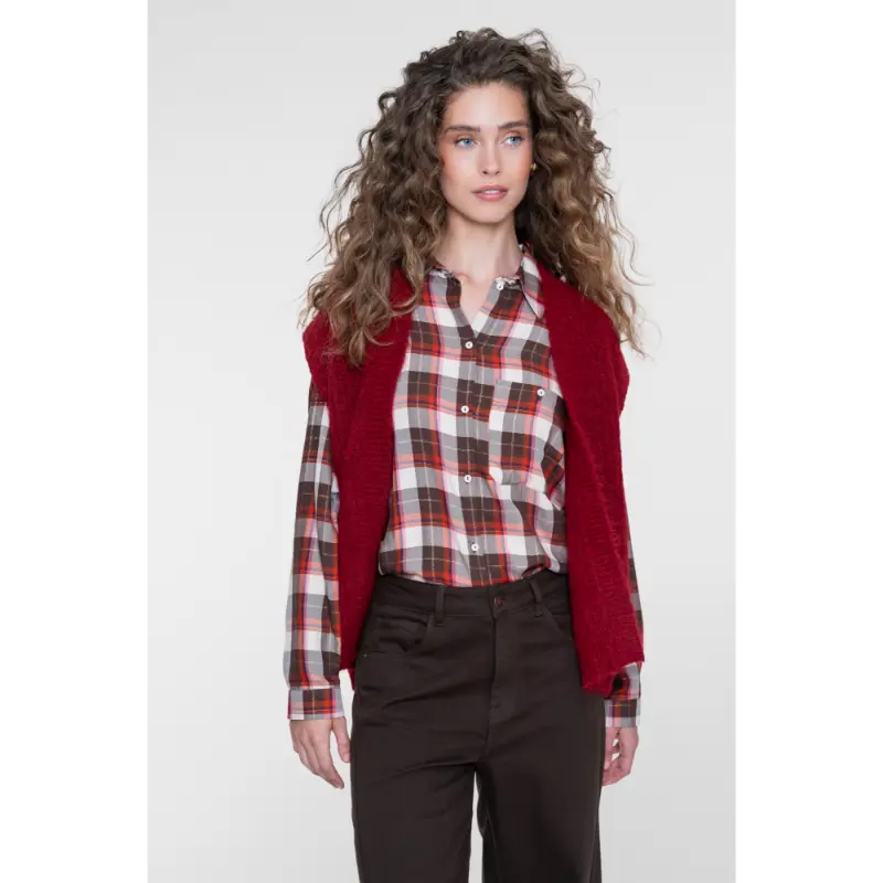 Geisha-Fashi_2026-Winter-1_460_64534-29 Geisha Gilet 64534-29 460 Oxblood Red
