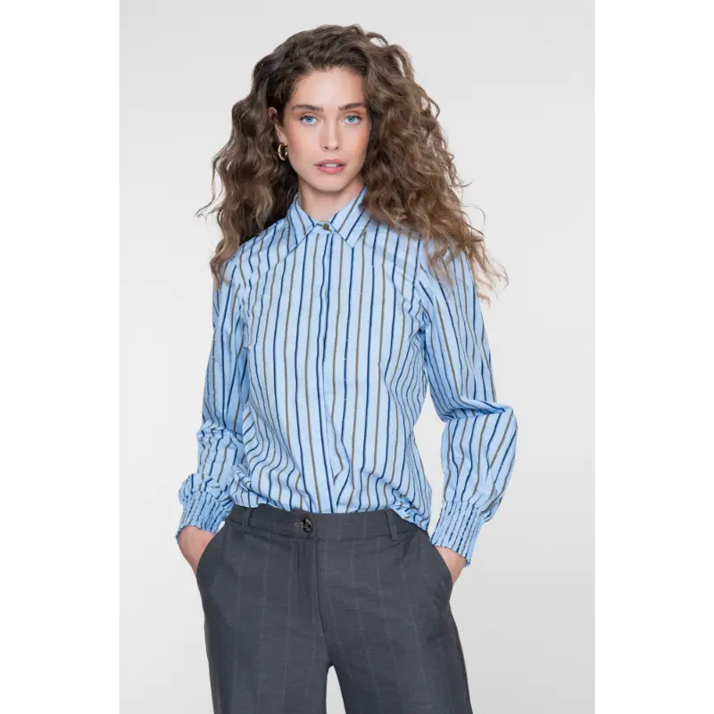 Geisha-Fashi_2026-Winter-1_600_63566-21_6 Geisha Blouse 63566-21 600 Light Blue