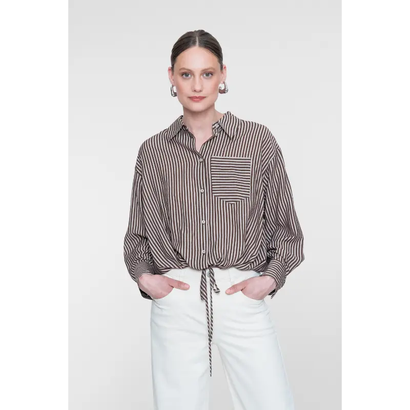 Geisha-Fashi_2026-Winter-1_775_63711-20_7 Geisha Blouse 63711-20 775 Brown/Sand