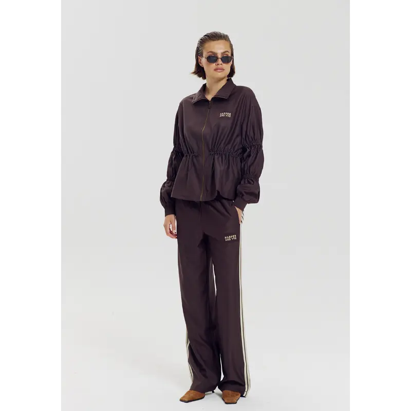 Harper-&-Yve_AutumnWinter-2026_1025_AW6P800 Harper&Yve Jack Gina AW6p800 1025 Hot Fudge