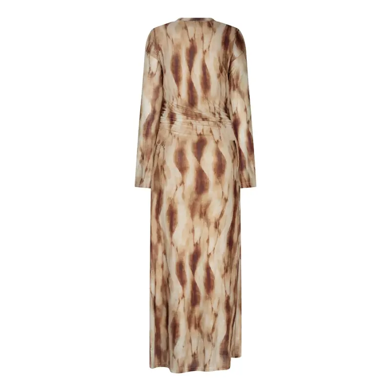 Lofty Manner Jurk RH26 - Dress Isani 200 Brown - achteraanzicht Lofty Manner Dress Isani jurk in bruin, achteraanzicht zonder model