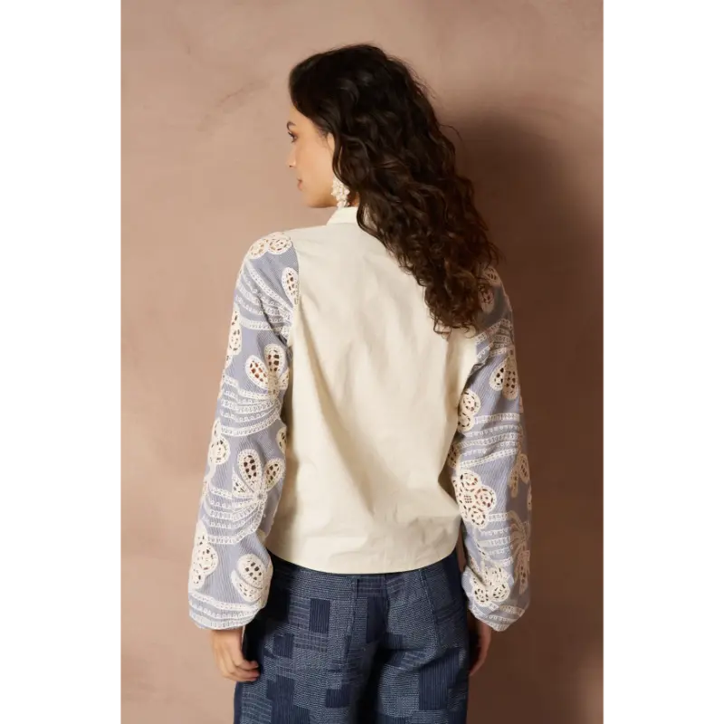 Lofty Manner Blouse RI01 - Ismay 120 Cream Off-White achteraanzicht Lofty Manner blouse Ismay in cream off-white, achteraanzicht op model