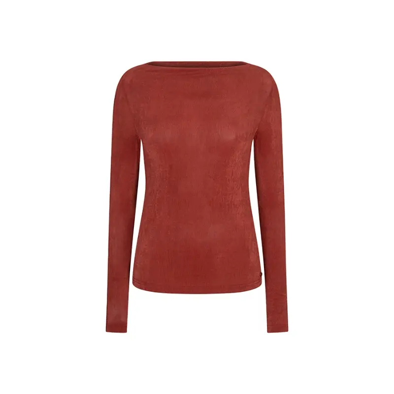 Lofty Manner Top RI04.2 - Ilen 257 Brick Red – vooraanzicht Lofty Manner top Ilen in brick red, vooraanzicht zonder model