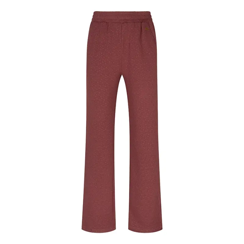 Lofty Manner Broek Dames RI32.1 Mea Brick Red – vooraanzicht Lofty Manner Mea broek in brick red, vooraanzicht zonder model