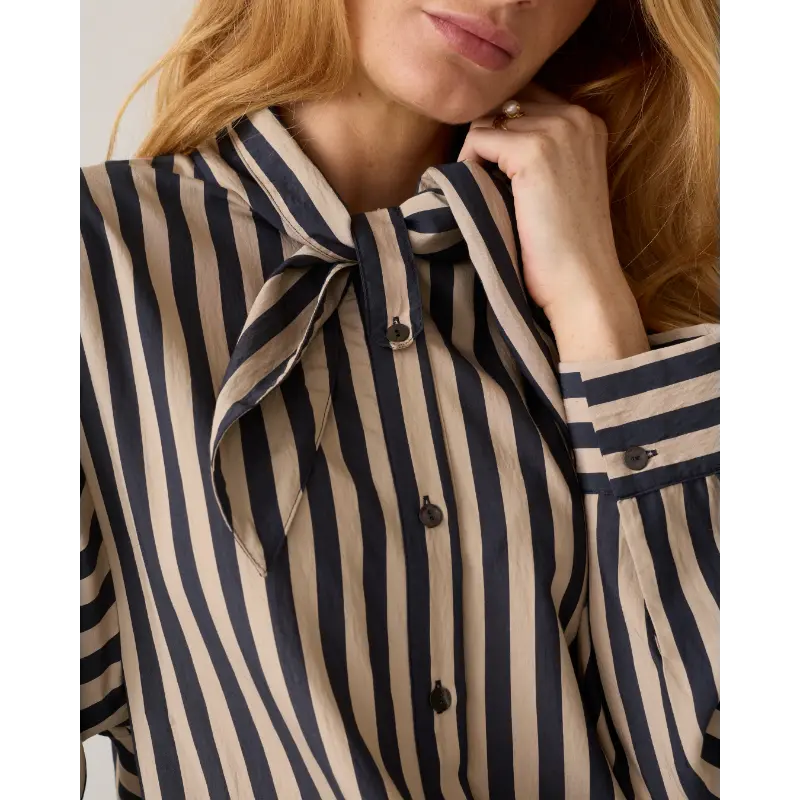 Summum-_fall-2026_495_2s3523-12490_5 Summum Blouse 2S3523-12490 Donkerblauw (Marine) 495 Midnight Blue